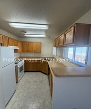 4970 S Manhattan Dr in Tucson, AZ - Building Photo - Building Photo