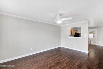 404 Springwood Dr in Jacksonville, NC - Building Photo - Building Photo