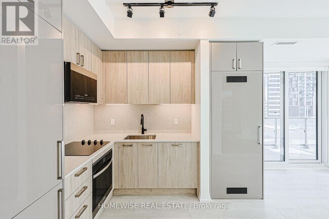 280 Dundas St W in Toronto, ON - Building Photo - Building Photo