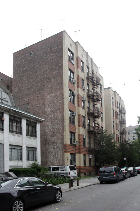 1347 48th St in Brooklyn, NY - Foto de edificio