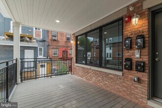 5039 Pine St, Unit 3 in Philadelphia, PA - Building Photo - Building Photo