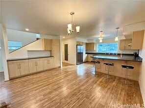 99-110-110 Lilikoi Pl in Aiea, HI - Building Photo - Building Photo