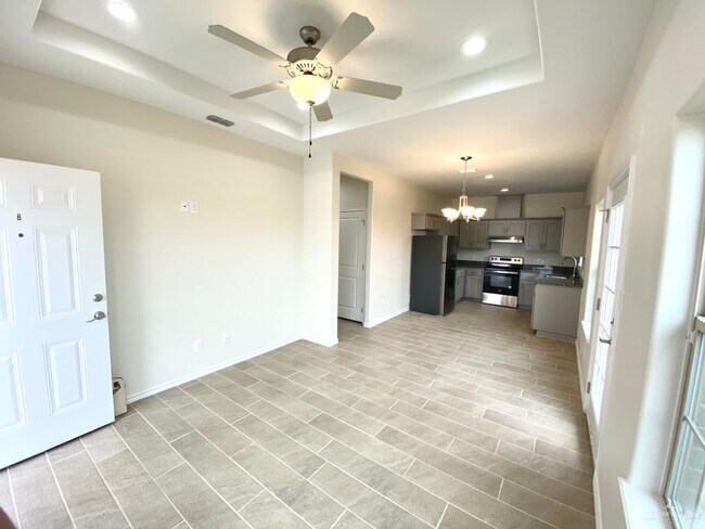 17 Nightingale Ave in McAllen, TX - Building Photo - Building Photo