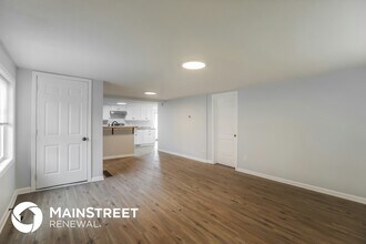 1411 Randall Rd in Independence, MO - Building Photo - Building Photo