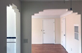 950 Ludlow Ave in Cincinnati, OH - Building Photo - Building Photo