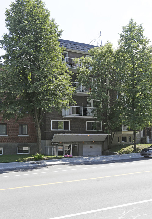 3020 Édouard-Montpetit in Montréal, QC - Building Photo