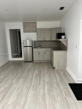 14206 SW 156th Terrace in Miami, FL - Building Photo - Building Photo