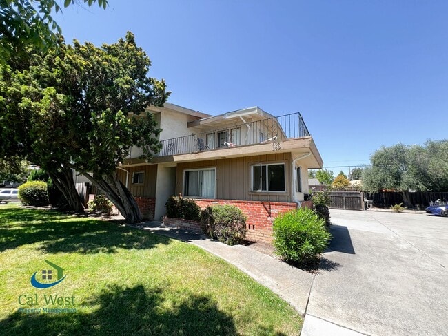 301 Dunster Dr in Campbell, CA - Building Photo - Building Photo