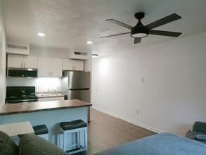 2840 Colonial Ave SW, Unit C2 in Roanoke, VA - Building Photo - Building Photo