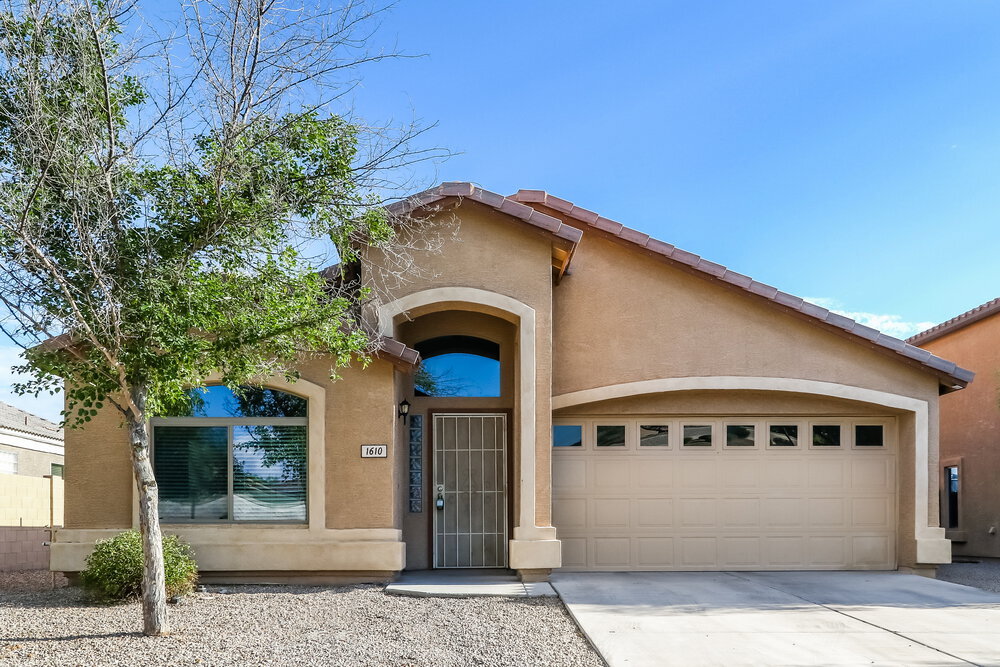 1610 W Fruit Tree Ct in San Tan Valley, AZ - Building Photo