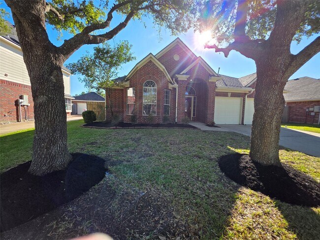 6169 Mitchell Ct in League City, TX - Building Photo - Building Photo