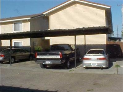 910 Garfield St in Lodi, CA - Building Photo - Building Photo