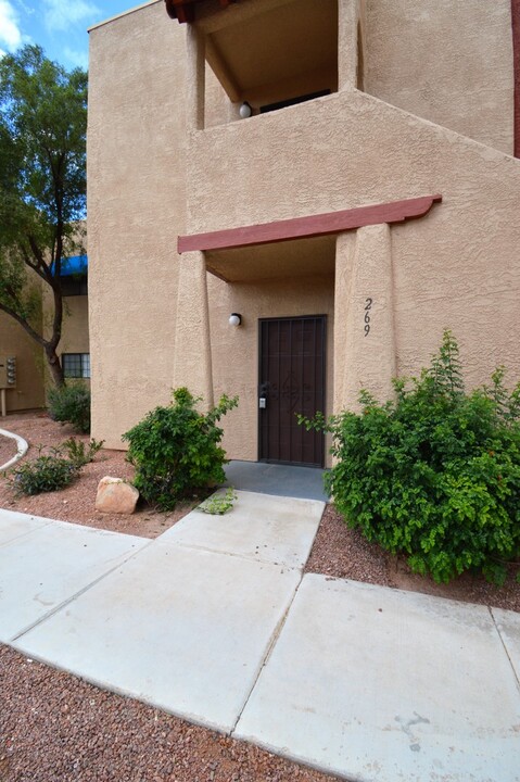 4231 Sanderling Cir in Las Vegas, NV - Building Photo