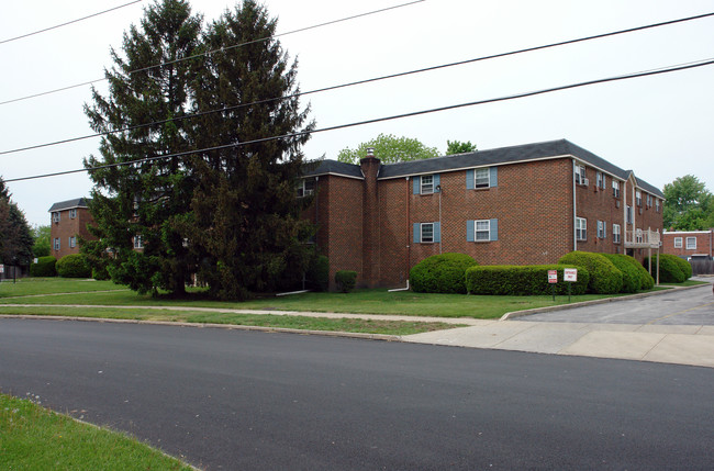 Norris Hills at Calamia Dr in Norristown, PA - Building Photo - Building Photo