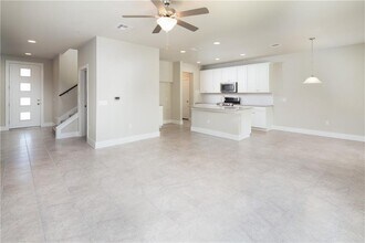 213 Bridgeford Dr in Austin, TX - Building Photo - Building Photo