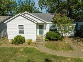 604 N 32nd St in Fort Smith, AR - Building Photo