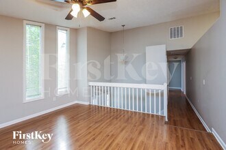 1424 Brookcrest St in Lawrenceville, GA - Foto de edificio - Building Photo