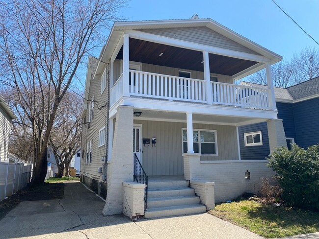 property at 818 Alpine Ave NW