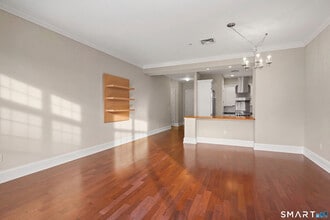 50 Stone Ridge Way in Fairfield, CT - Building Photo - Building Photo