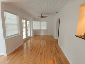 5015 Eastchester Dr in Sarasota, FL - Building Photo - Building Photo