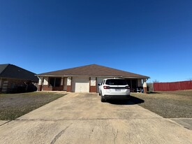 4306 Elms Run Cir in Killeen, TX - Building Photo