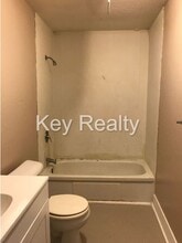 123 Hickory St in Pineville, LA - Building Photo - Building Photo