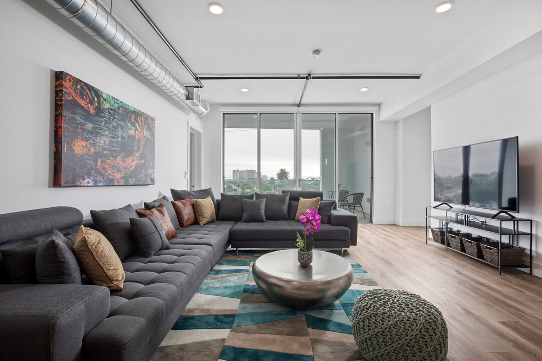 G8 Co-living by CLG in Marina Del Rey, CA - Building Photo