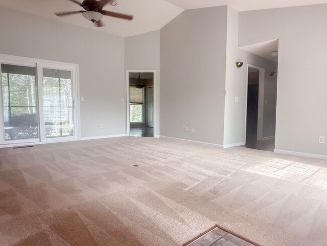 1758 Heathrow Dr in Cookeville, TN - Building Photo - Building Photo