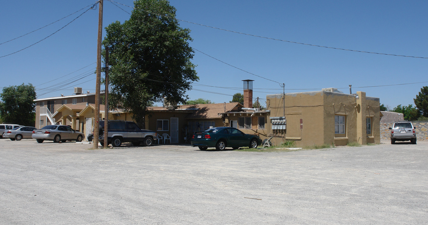 7242 Dale Rd in El Paso, TX - Building Photo