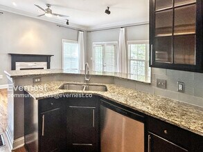 280 Carlyle Park Dr in Atlanta, GA - Building Photo - Building Photo