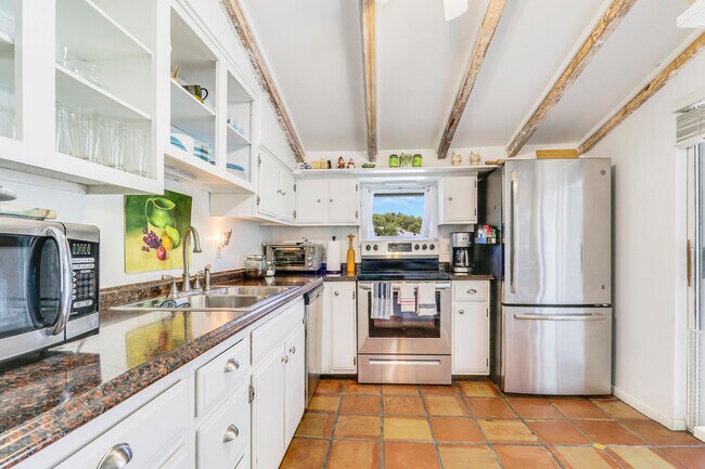 1329 Chippewa St in Jupiter, FL - Building Photo - Building Photo
