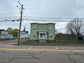 134 Ledge St in Nashua, NH - Building Photo - Building Photo