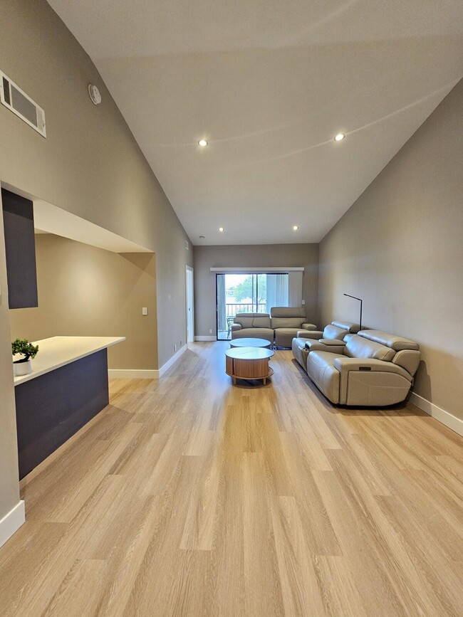 3190 Leewood Terrace