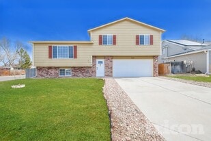 308 N 46th Ave, Unit 612-303 in Greeley, CO - Building Photo