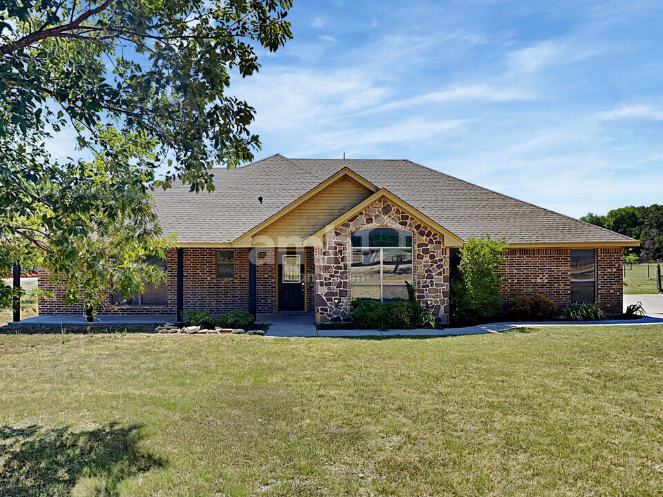 101 Westend Ln in Weatherford, TX - Building Photo