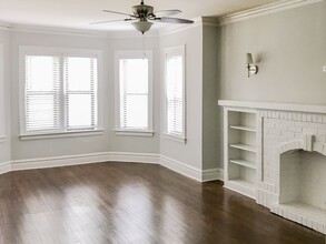 5162 N Leavitt St, Unit 5158-3 in Chicago, IL - Building Photo - Building Photo