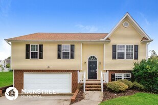 110 Braeburn Dr in Winston-Salem, NC - Building Photo