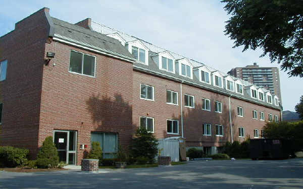 Mansion House in Jamaica Plain, MA - Building Photo