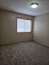 6960 91st St NE in Monticello, MN - Building Photo - Building Photo