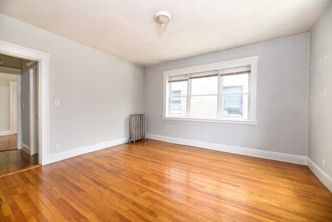 473 Broadway