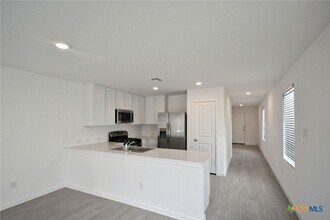 11559 Field Briar in Converse, TX - Foto de edificio - Building Photo