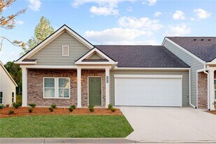 705 Charles Hardy Pkwy in Dallas, GA - Building Photo