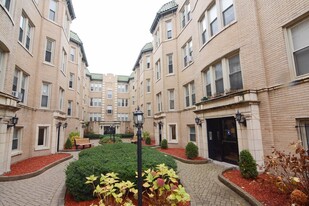 4327 N Paulina St in Chicago, IL - Building Photo