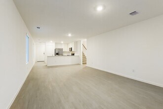 15242 Abella Dr in Montgomery, TX - Building Photo - Building Photo