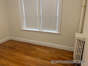 1800 Commonwealth Ave in Boston, MA - Building Photo - Building Photo