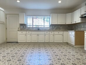 9791 Arleta Ave in Los Angeles, CA - Building Photo - Building Photo