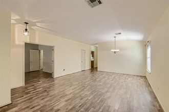 16210 Copper Leaf Ln in Leander, TX - Building Photo - Building Photo