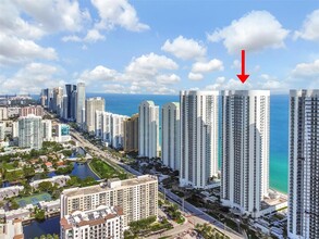 15901 Collins Ave, Unit 3505 in Sunny Isles Beach, FL - Building Photo - Building Photo