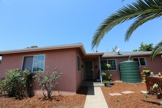 San Diego Duplex in San Diego, CA - Building Photo - Building Photo