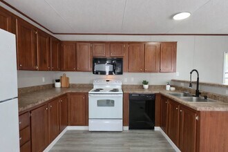 69 Deerwood Park in Centralia, IL - Foto de edificio - Building Photo